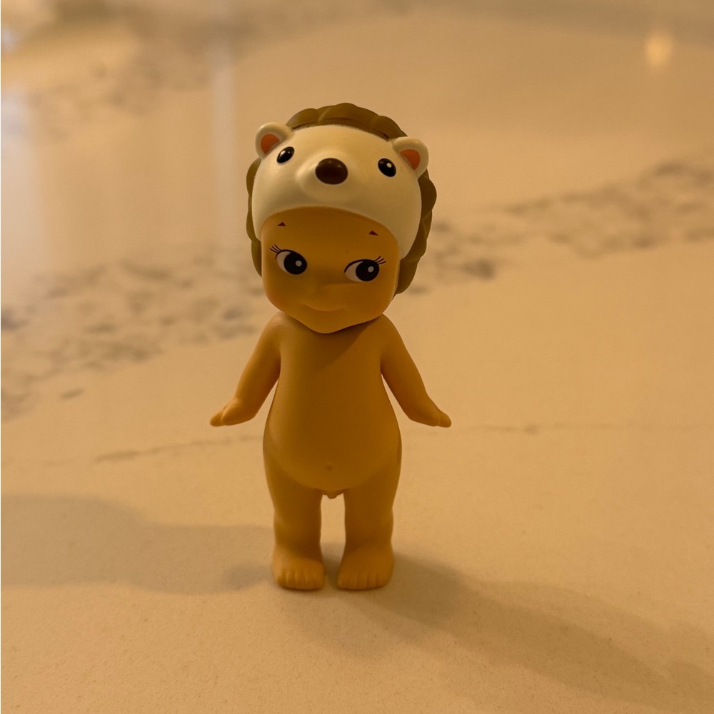 Sonny Angel  Cute  hedgehog Figurine